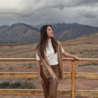 Bufanda camel "Wayra"       100% en Baby Alpaca